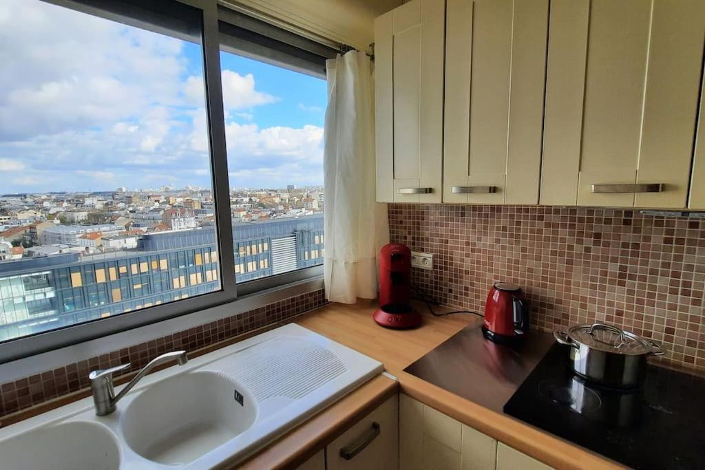 Appartement 2 Pieces Tres Lumineux 拉加雷讷科隆布 外观 照片